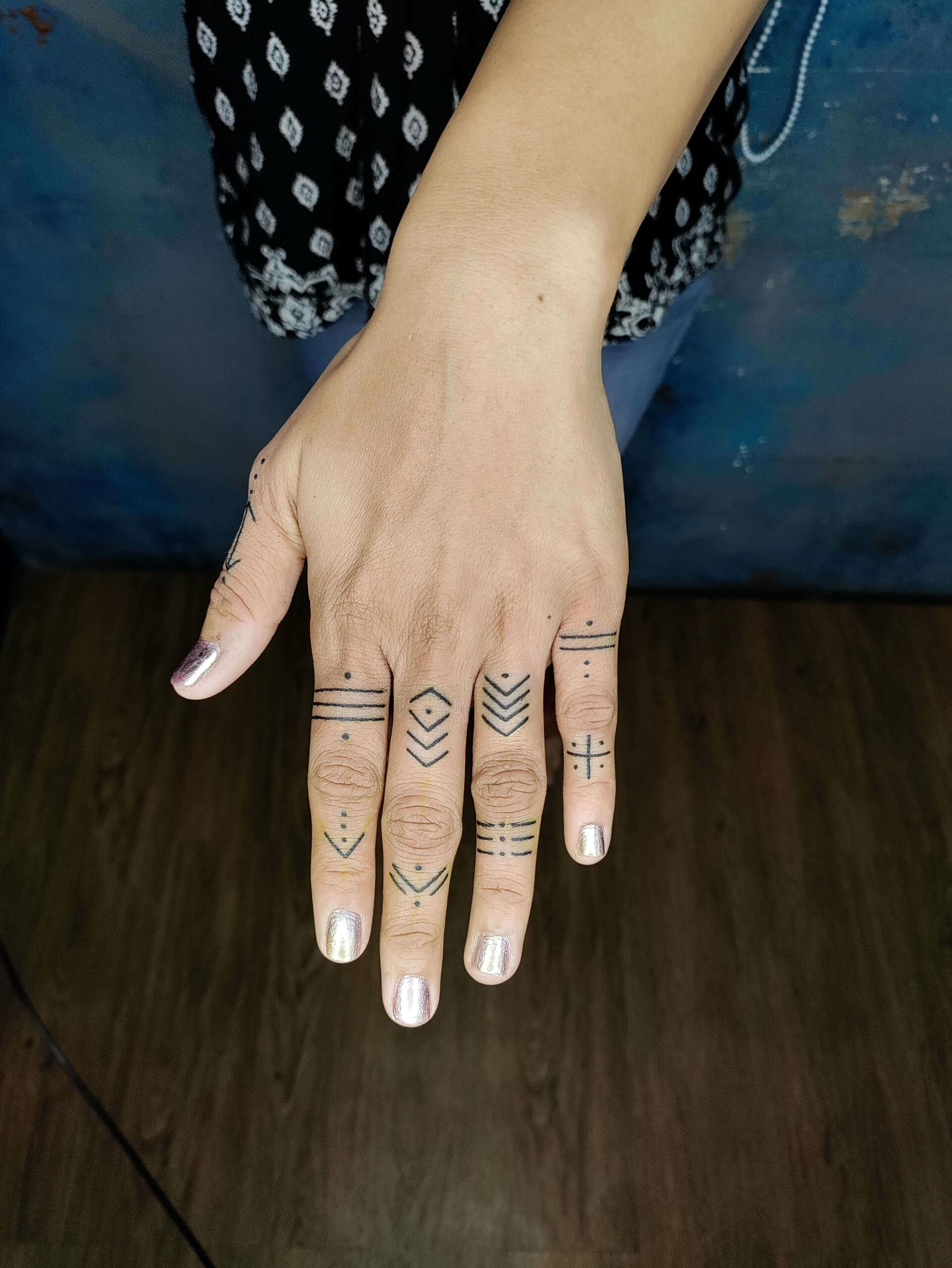 Chevron Skull Tattoo | Chevron tattoo, Bamboo tattoo, Stripe tattoo