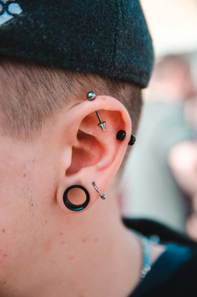 Ear Piercing: Types, Styles, and Caring for Your Earlobe